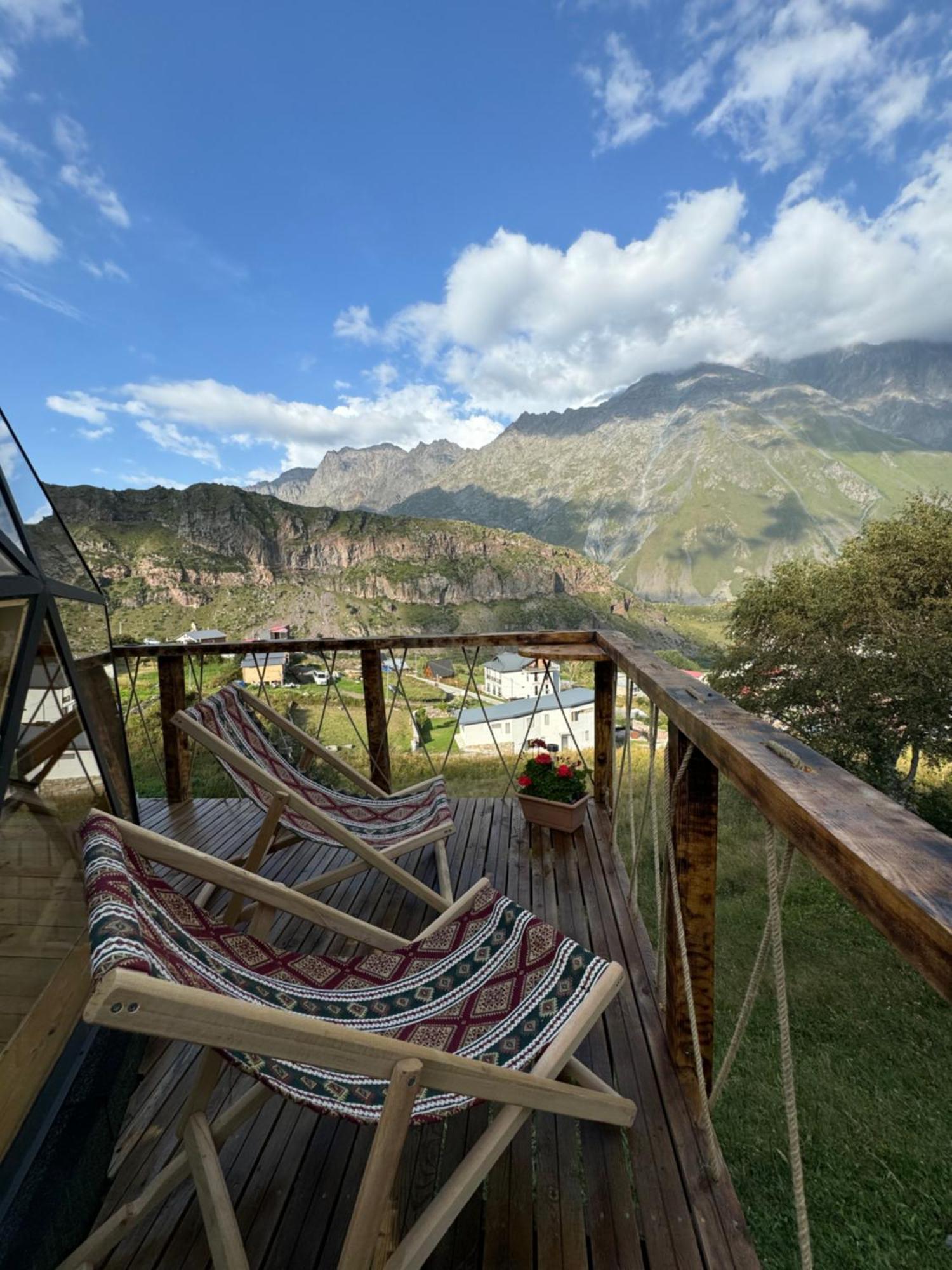 Glamping Emerald Kazbegi Εξωτερικό φωτογραφία